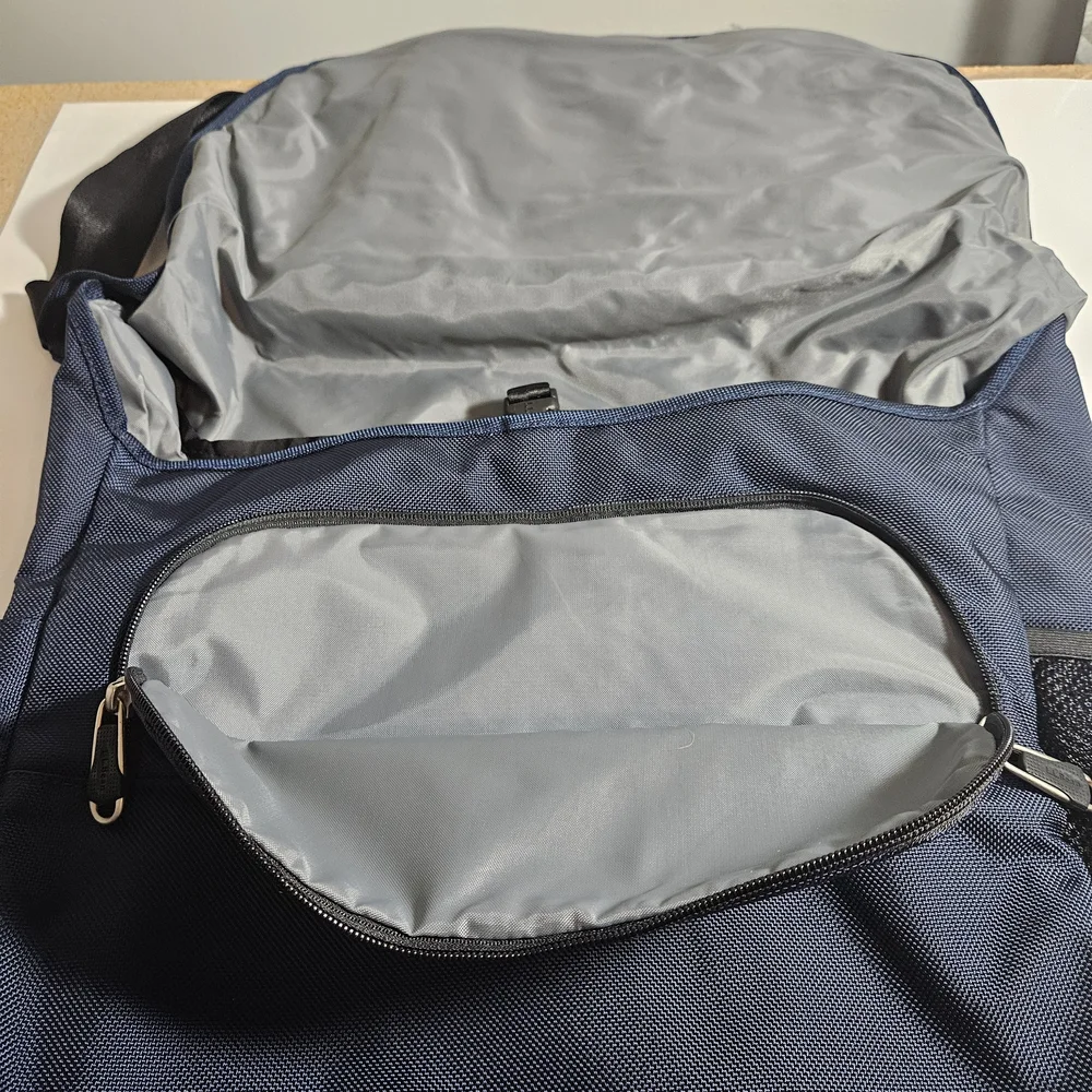 L.L. Bean Navy Messenger Bag. Crossbody Or Backpack. Muti Pockets Heavy Duty